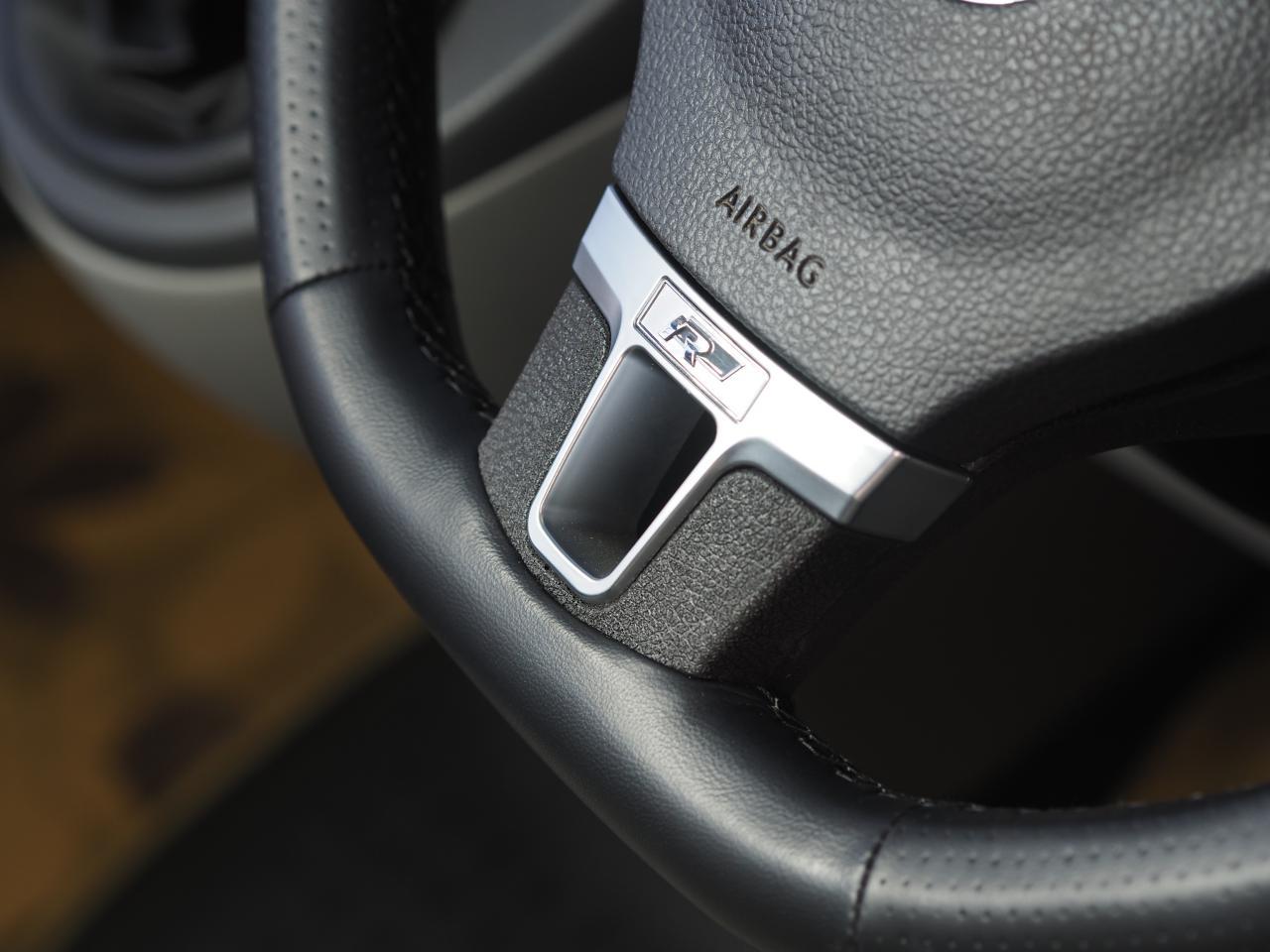 thumbnail image 2 of Grab A Flattened Steering Wheel In Real Leather For VW T5 – Fresh Pick, No Original Box 2 of 6