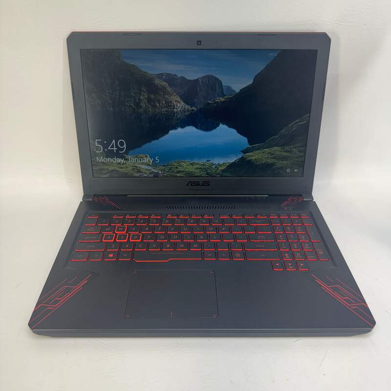 Asus TUF FX504 En Panne – Carte Mère HS + I5 8e Gen Et GTX 1050 Pour Pièces