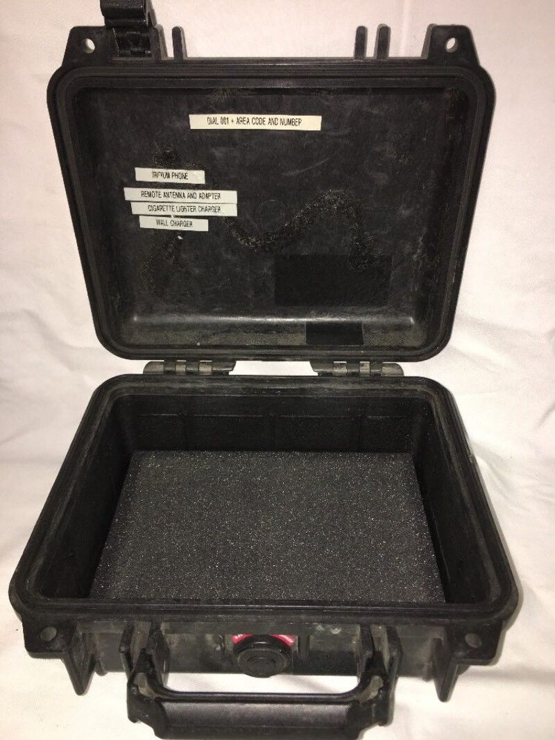 Pelican 1200 Case Includes Bottom Foam Liner Missing Latch Ebay