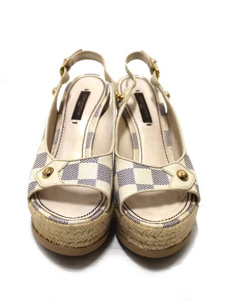 LOUIS VUITTON ネイビー スエード ハイヒール　35 LOUIS VUITTON ネイビー スエード ハイヒール 35