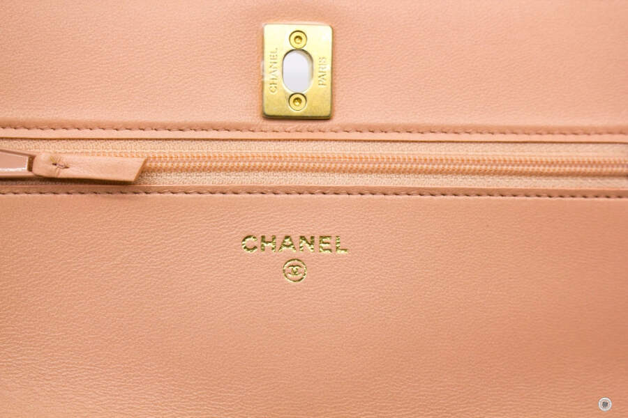 NEW Chanel AP1450 B02916 Pearl Crush Wallet ON Chain Woc Apricot