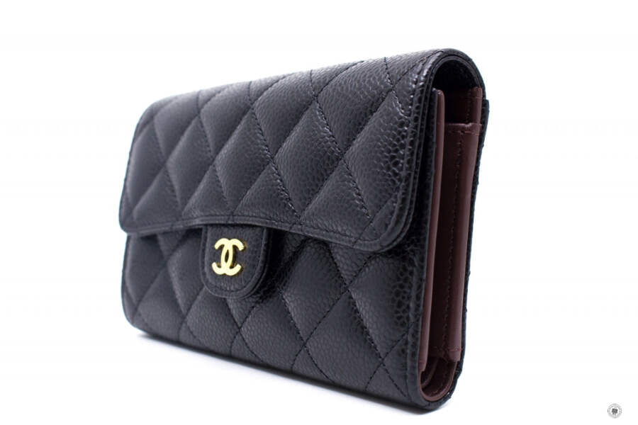 シャネル　AP0232 Y01864キャビアスキンウォレットC3906 NEW Chanel AP0232 Y01864 Classic Flap Wallet Black / C3906