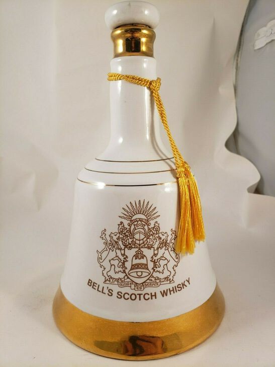 Bells Scotch Whisky Decanter Birth Prince William Wales Commemorative Porcelain Ebay