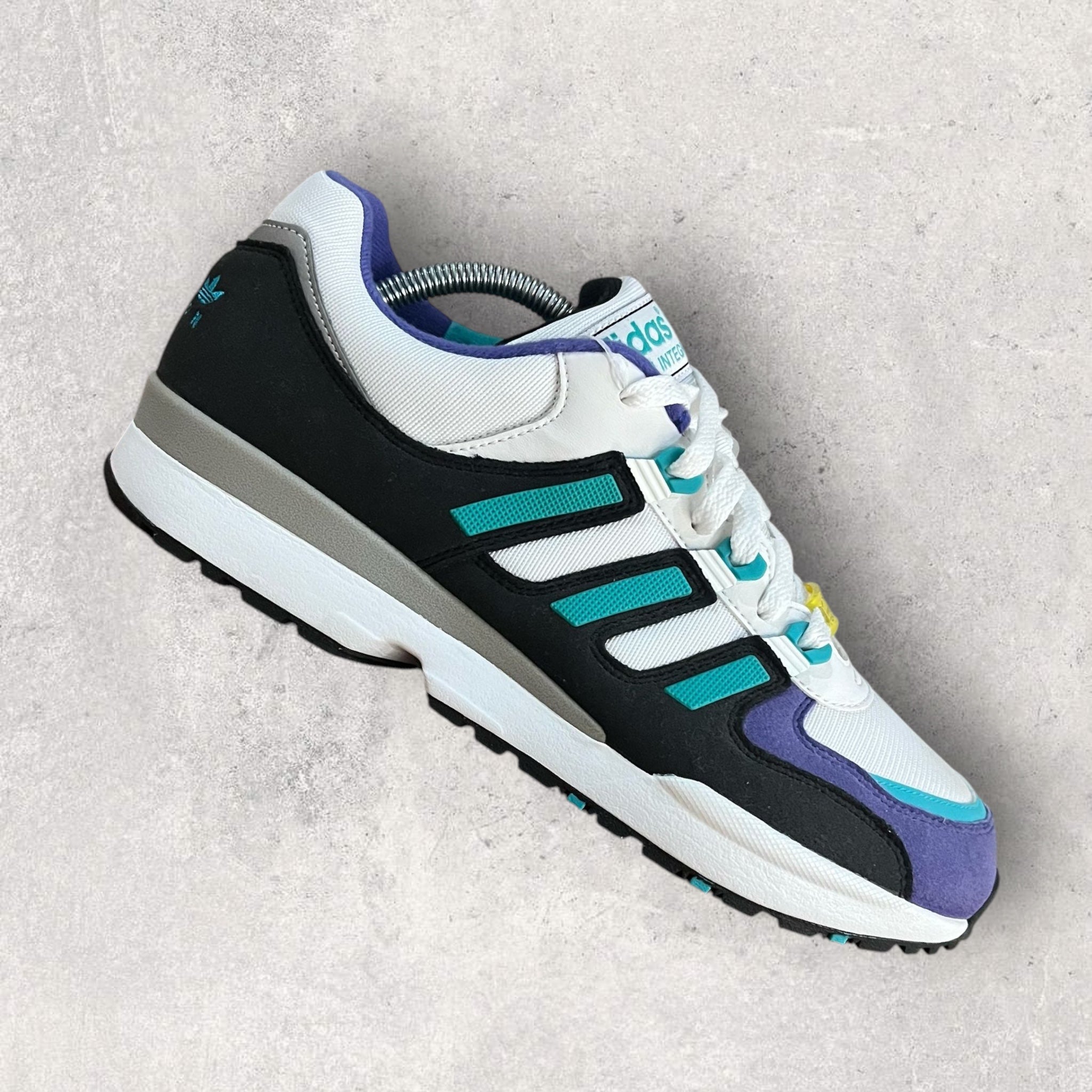 adidas torsion integral