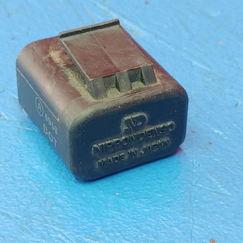 トップス rerio Nippon Denso Flasher Relay FZ249SD S10B2/18 | eBay