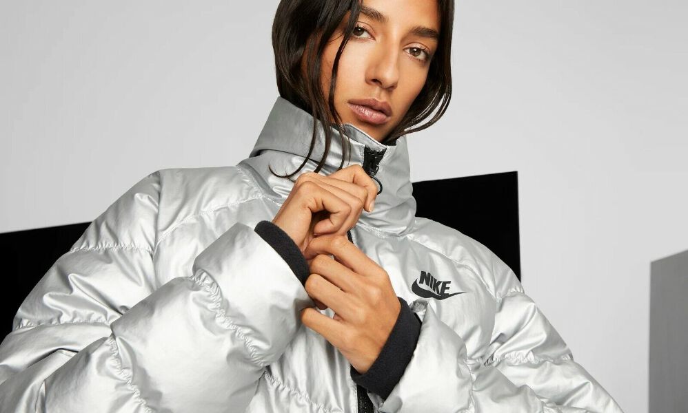 Nike Womens Sportswear Synthetic Fill Shine Jacket Coat Silver