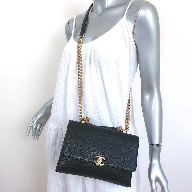 シャネル CHANEL19 フラップバッグ スモールサイズ シルバー シャネル CHANEL CHANEL19 フラップバッグ AS1160 ピンク