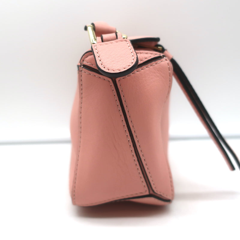 Loewe Puzzle Mini Bag Pink Leather Crossbody NEW | eBay Loewe Puzzle Mini Bag Pink Leather Crossbody NEW | eBay