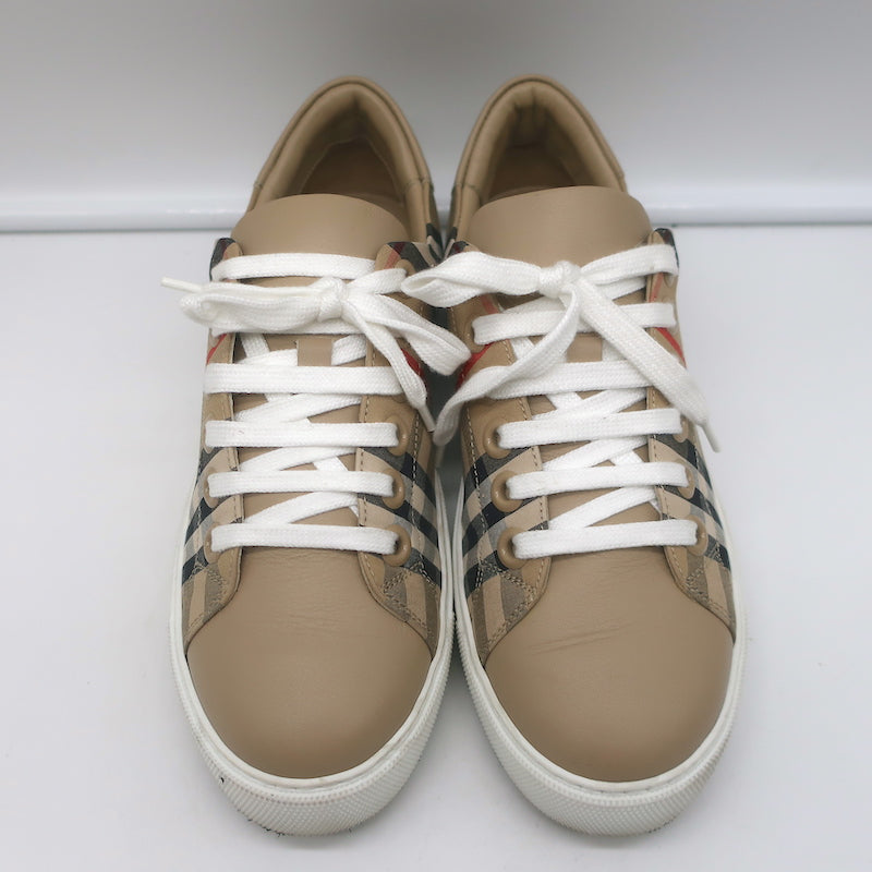 関税負担なし☆Burberry Vintage Check and Leather Sneakers Burberry Vintage Check and Leather Low Top Sneakers Archive