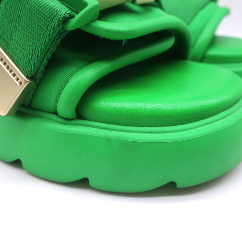サンダル BOTTEGA VENETA Slippers and Clogs Men Rubber Green/Liana Bottega Veneta Slippers and Clogs Men Rubber Green/Liana | B