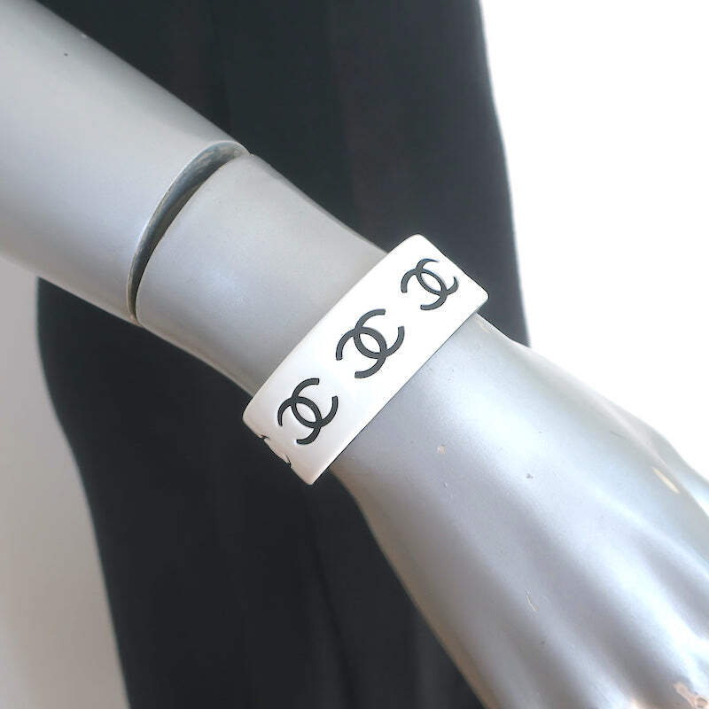18583.png?width=800&etag=