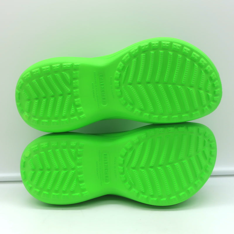 サンダル BALENCIAGA   Slippers and Clogs Men Rubber Green/Khaki Balenciaga Slippers and Clogs Men Rubber Green/Khaki | B