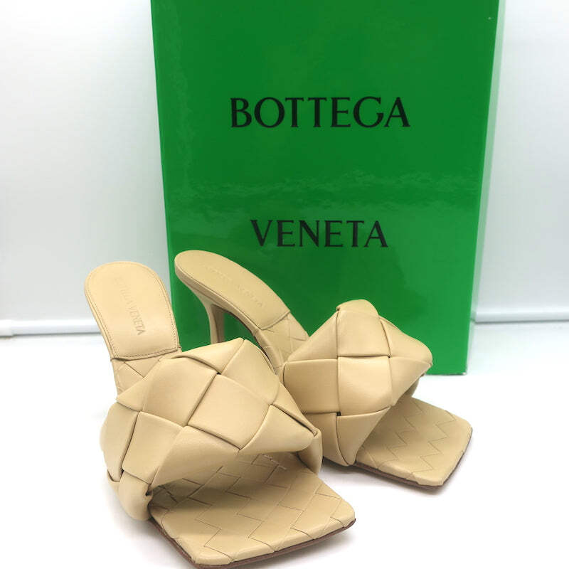 Bottega Veneta Lido Mule Sandals Beige Intrecciato Leather