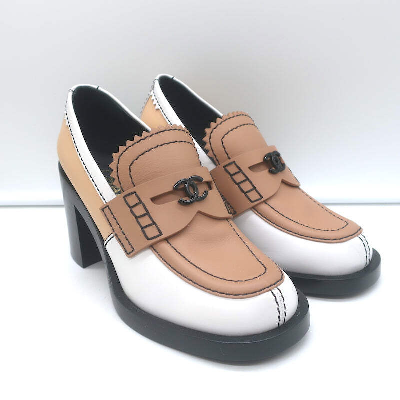 Medallion Heel Loafer