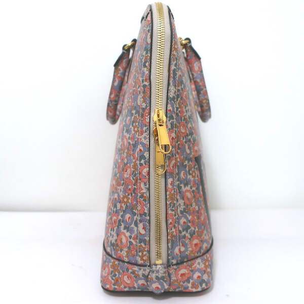 Gucci x Liberty London 1955 Duffle Bag Floral Print Leather Large Gucci x Liberty London 1955 Duffle Bag Floral Print Leather Large