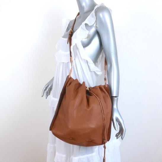 ショルダーバッグ・ポシェット FERRAGAMO BUCKET BAG (211488757946 LANGUOR) 9407.png?width=547&etag=
