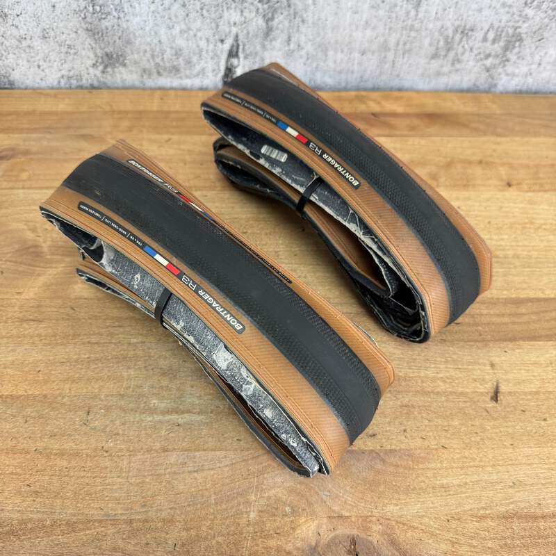 【新品未使用】Bontrager R3 チューブレスレディー 700×28 2本 Pair Bontrager R3 Hard-Case Lite 700c x 28mm Tan Wall Tubeless