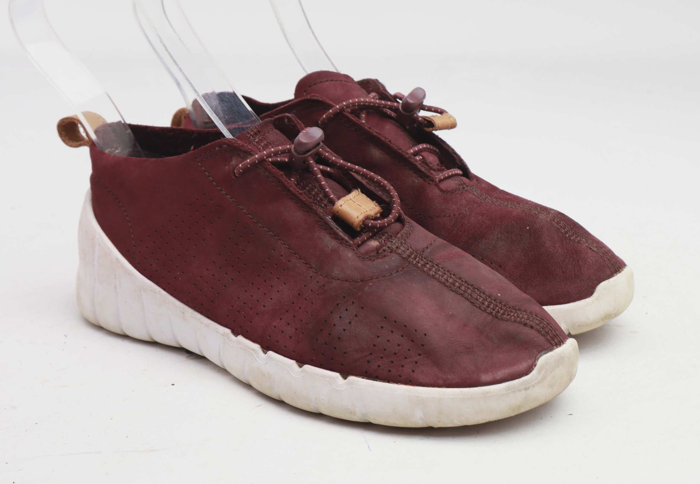 clarks shoes size 2.5