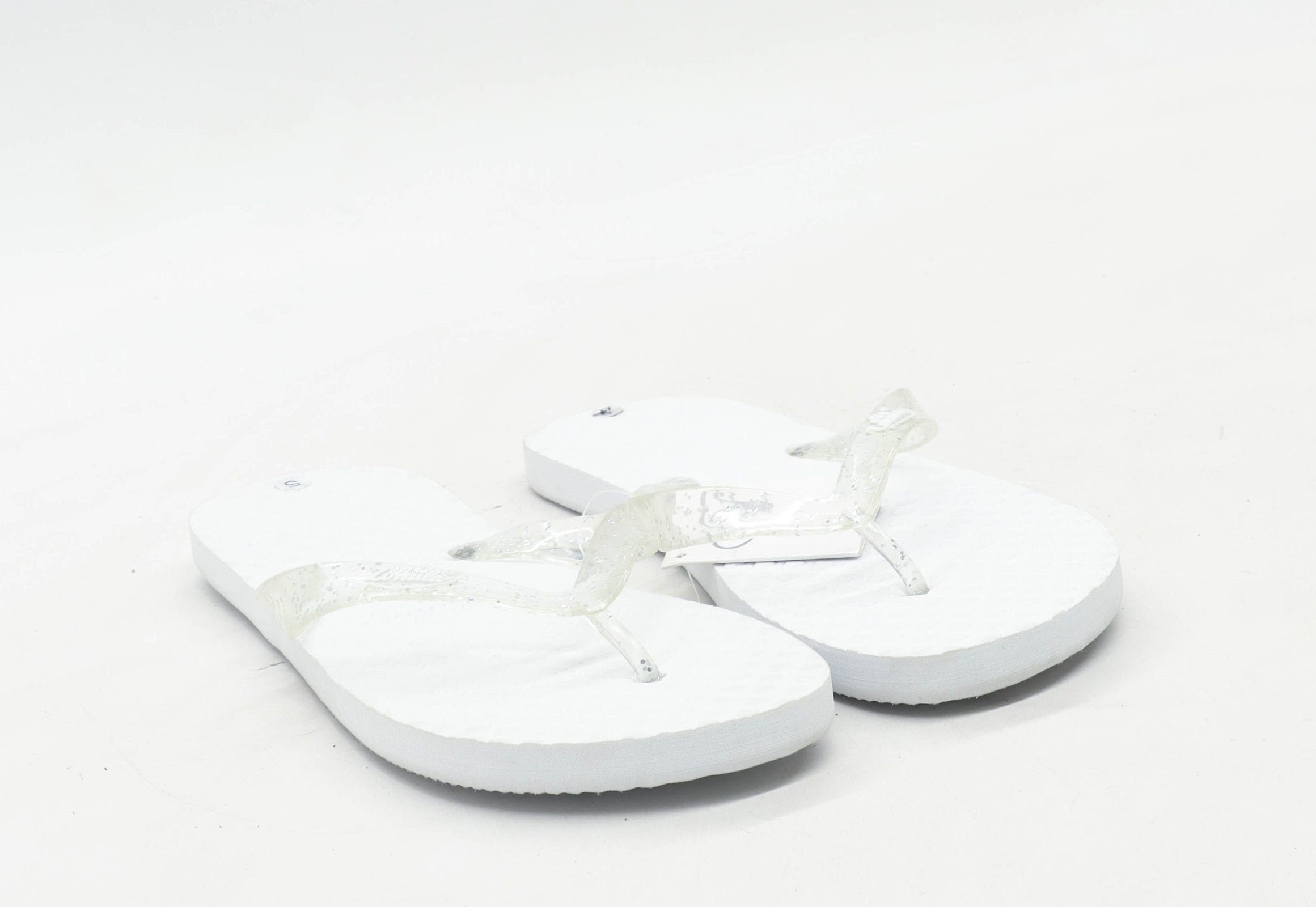 white flip flops womens uk