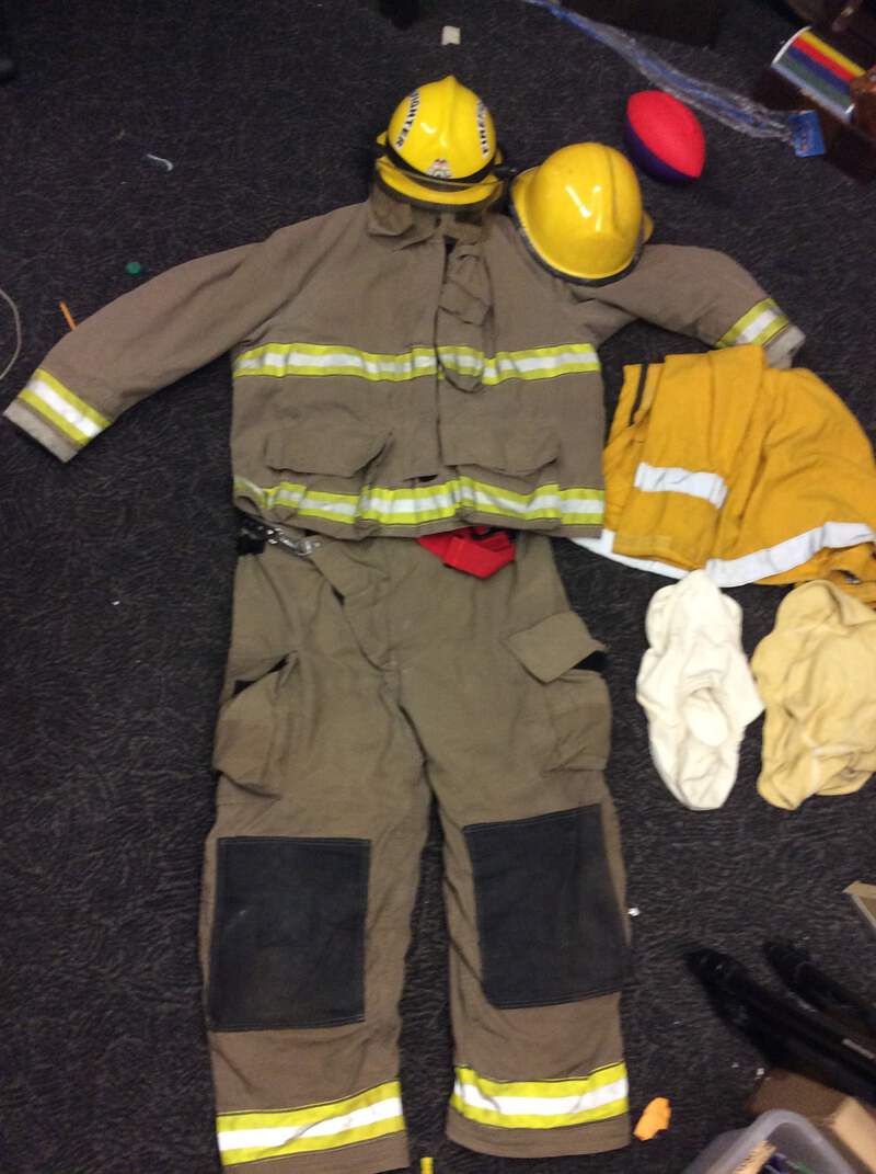Firemen Suit Ebay - firefighter suit roblox