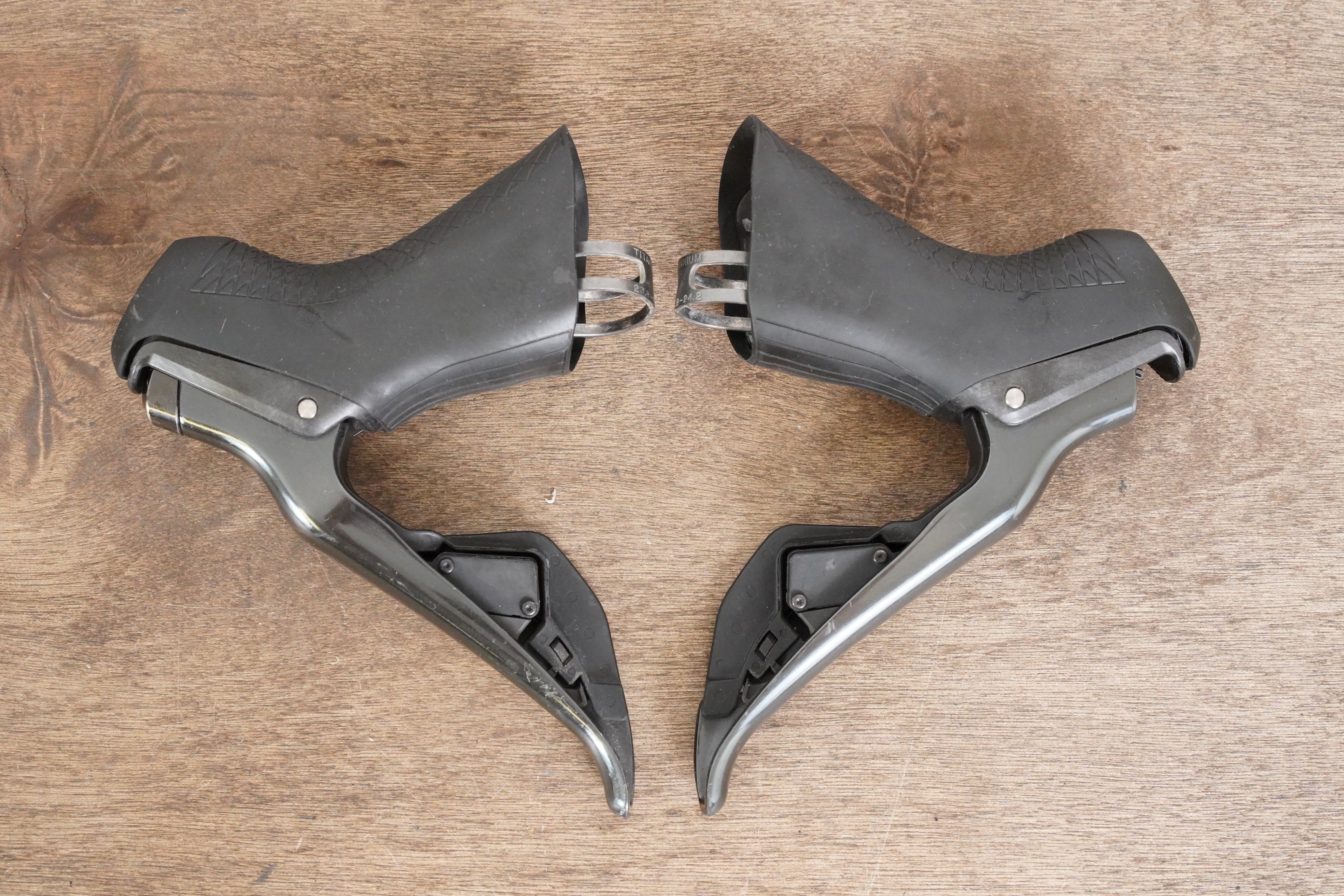 Shimano Dura-Ace ST-R9150 Di2 11 Speed Electronic Rim Brake