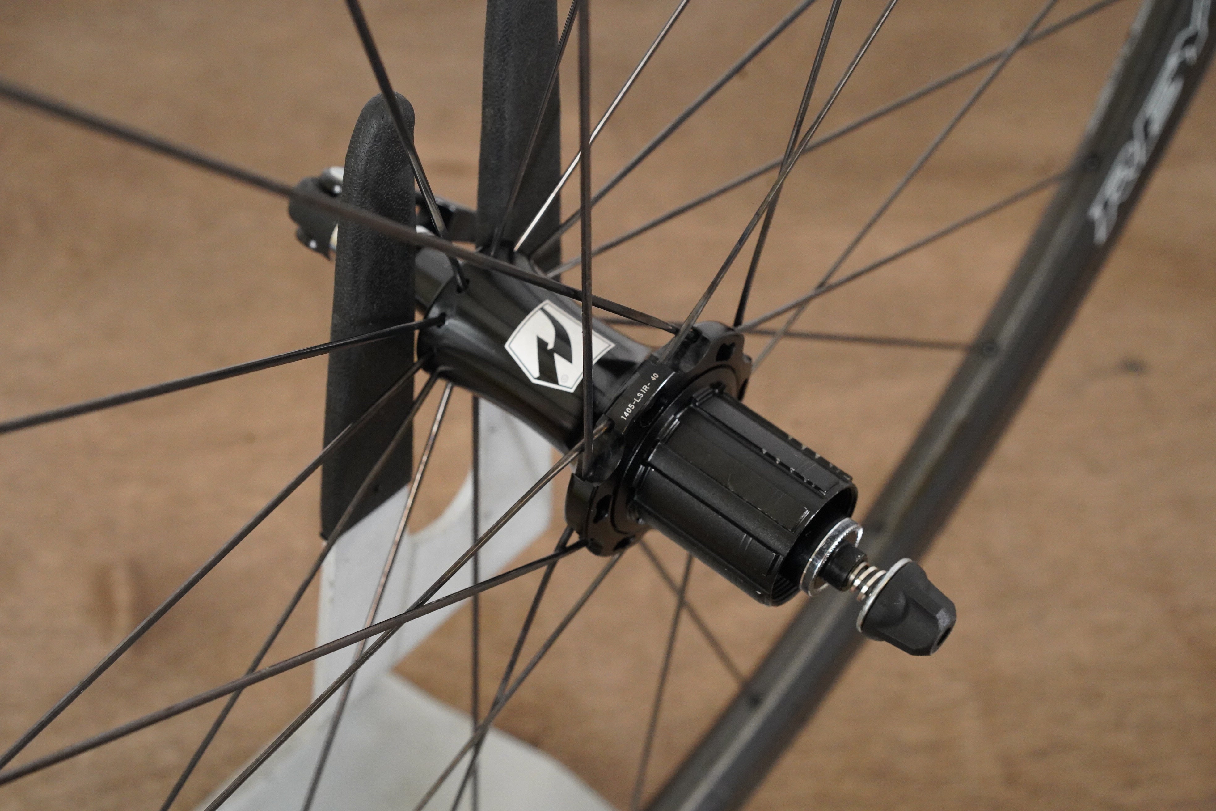 レイノルズ　アタック　Reynolds attack Reynolds Attack Carbon Clincher Rim Brake Wheelset Shimano/SRAM 11