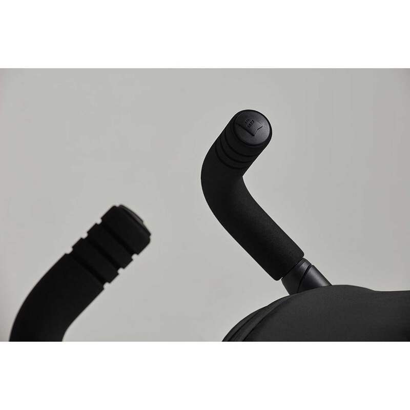 Silver Cross Pop Stroller – Lightweight, Lie-Flat Seat, Birth to 22kg | One-Hand Fold, UPF 50+ Hood