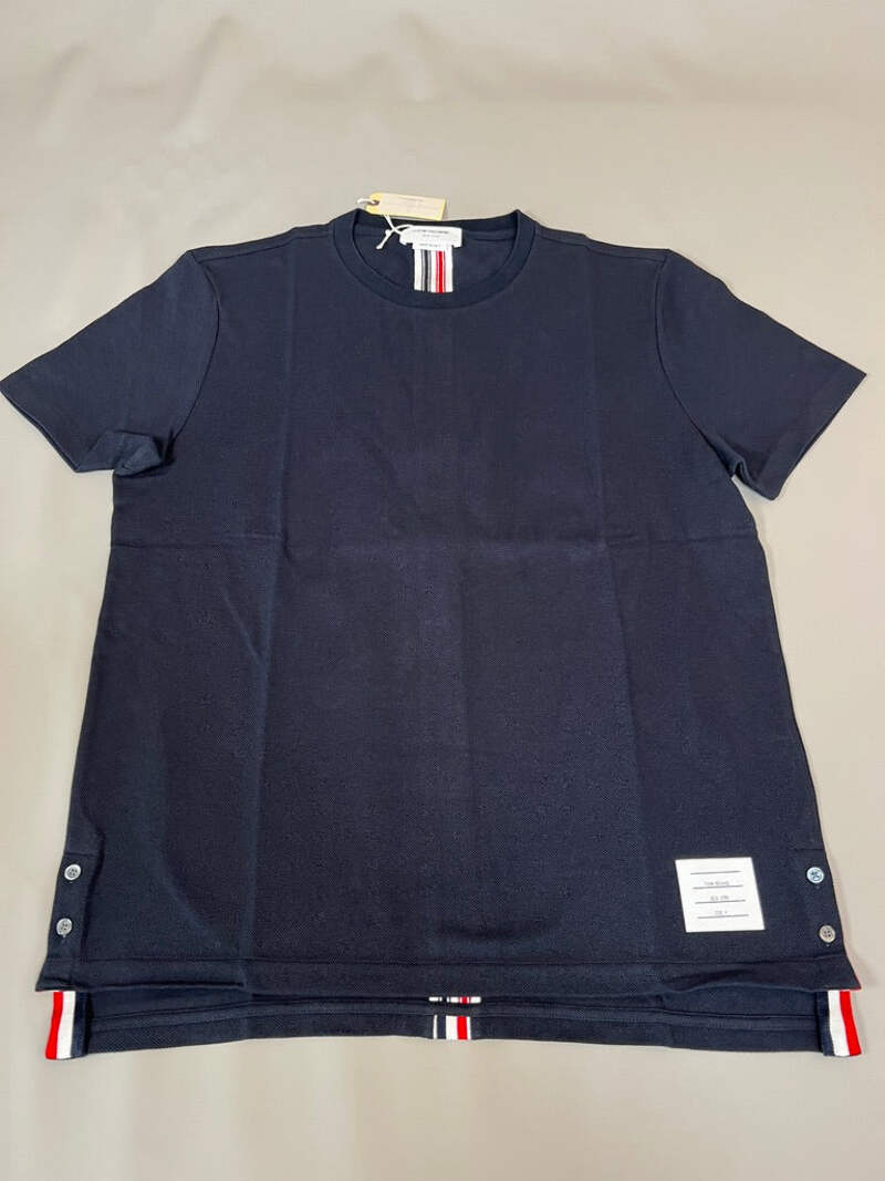 THOM BROWNE New York Relaxed Fit SS Tee w/ CB RWB Stripe in Classic Pique  Navy S