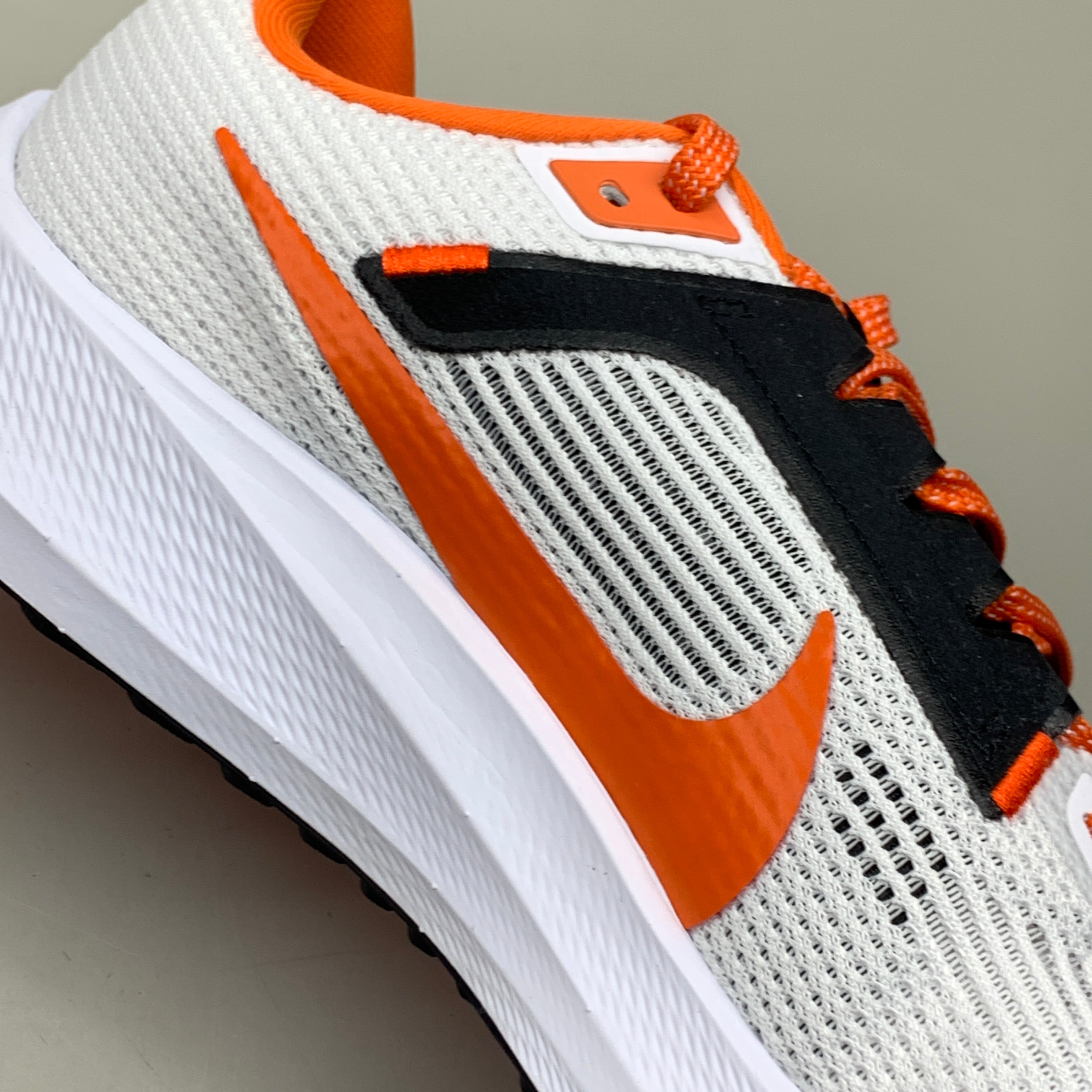 NIKE Zoom Pegasus 40 OK STATE White, Brilliant Orange
