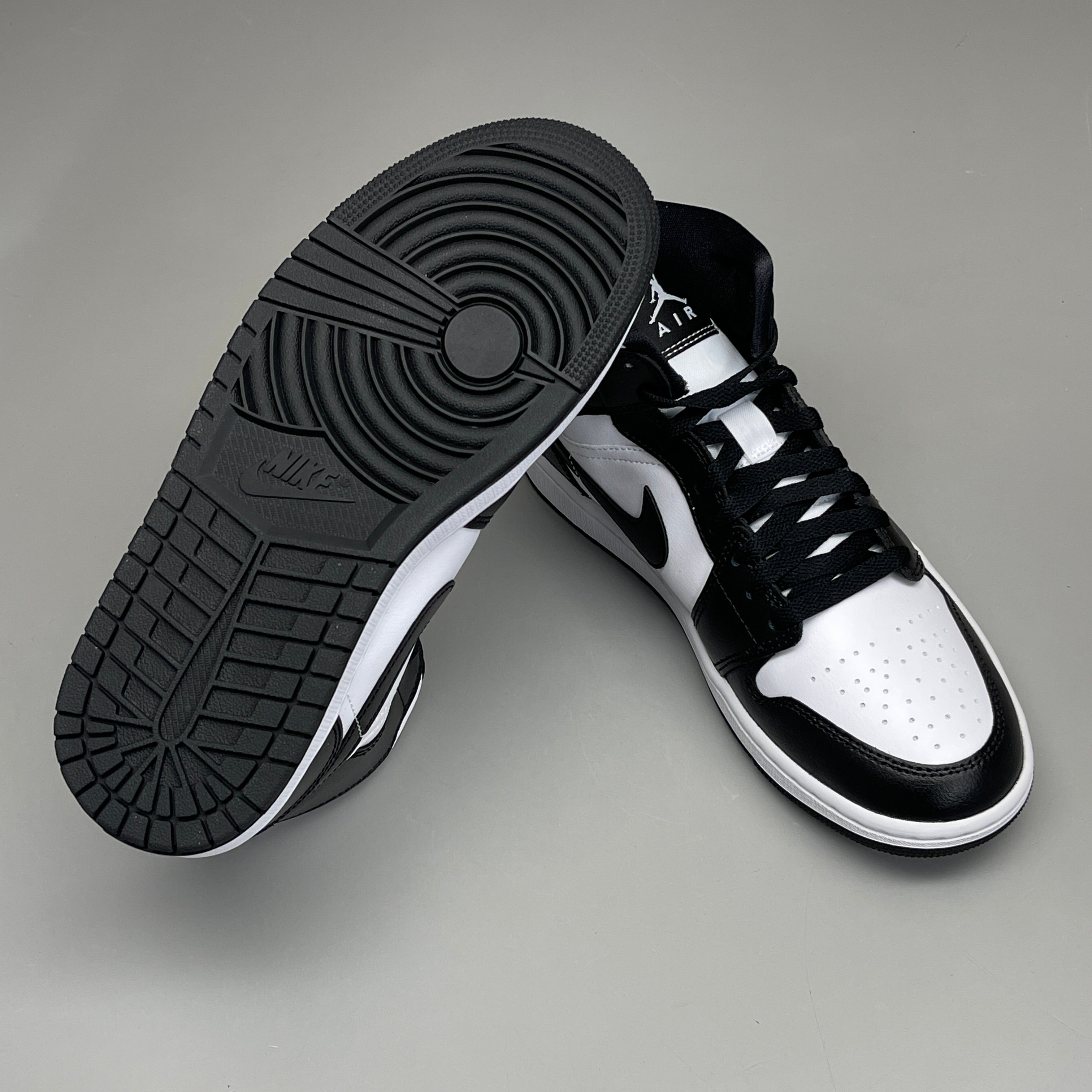 NIKE AIR JORDAN 1 Mid Panda Women's Sz 7 Black / White DV0991-101