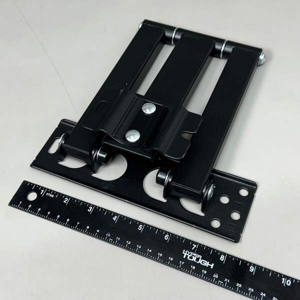 Supporto TV A Parete Full Motion Best Buy Essentials BE-MSFM - Per TV 19-50 Pollici, Fino A 55LBS, Nuovo In Scatola Aperta - 3