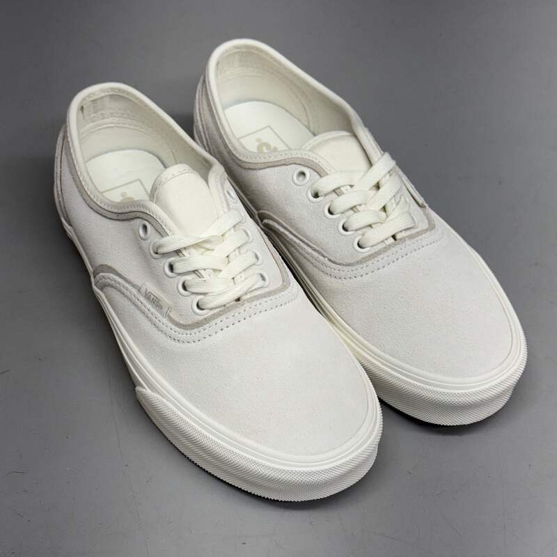 VANS Authentic Sliver Sneakers Shoes Women's Sz 9.5 White/White
