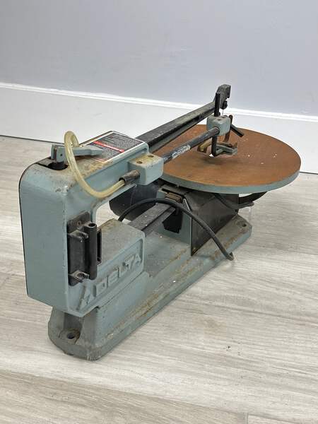 Delta Scroll Saw 16