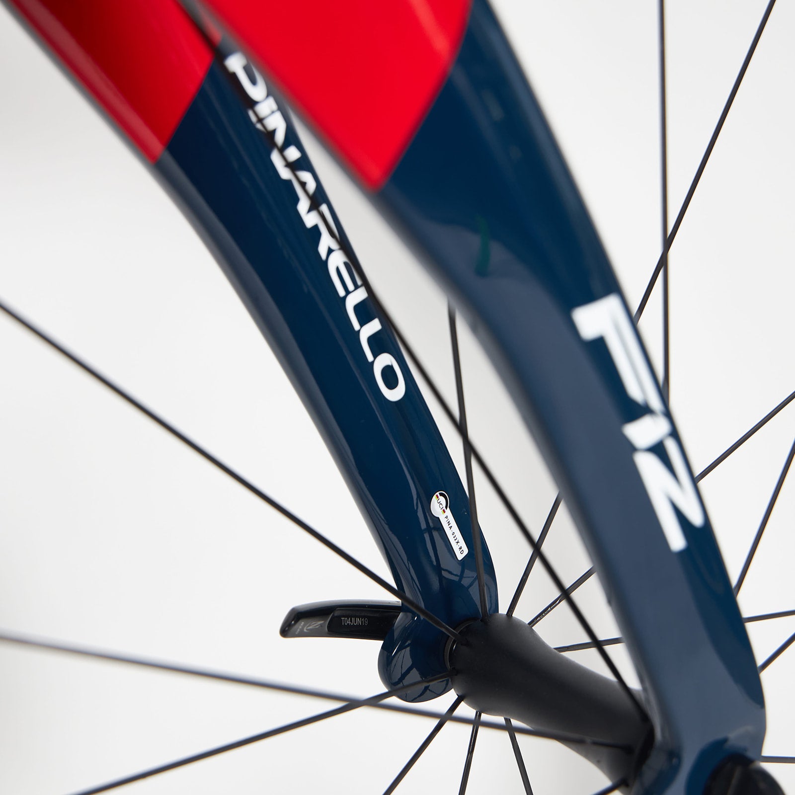 Pinarello Dogma F12 X-Light Dura-Ace Di2 Road Bike