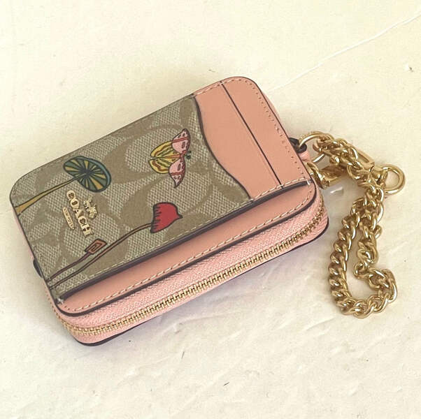 Coach Zip Card Case Observed By Us Pink Signature Canvas