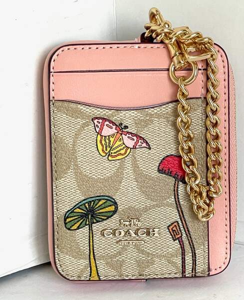 Coach Zip Card Case Observed By Us Pink Signature Canvas