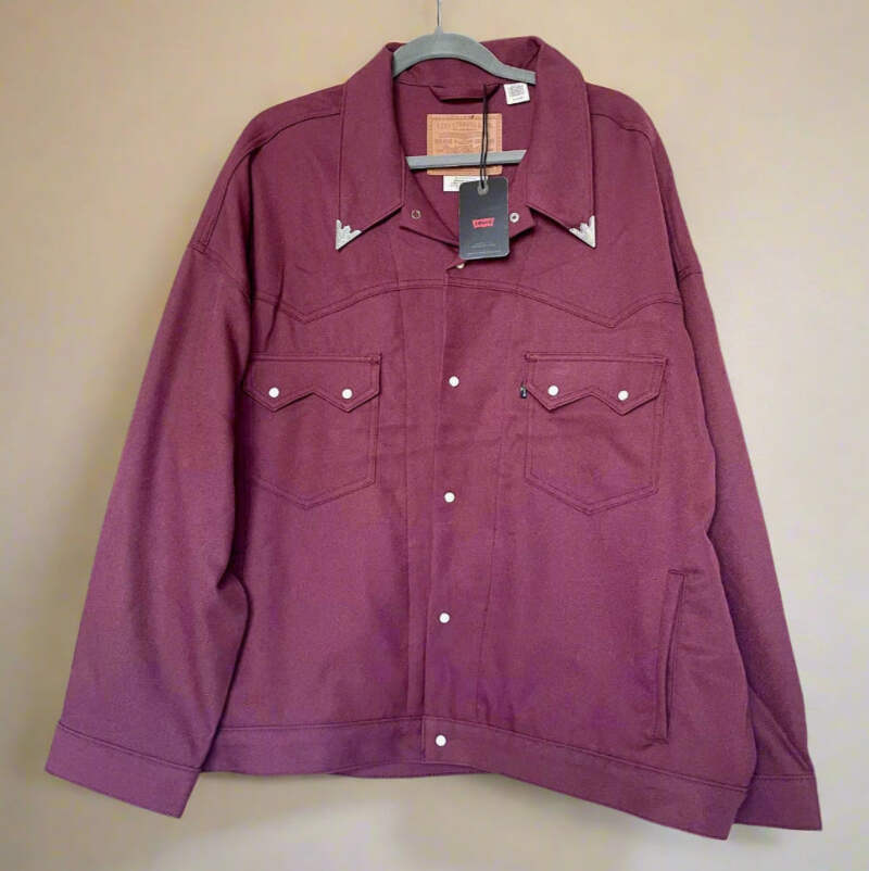 Levi Strauss & Co. レッドデニムジャケット XL Vintage Levi Strauss & Co Red Lined Distressed Denim Trucker