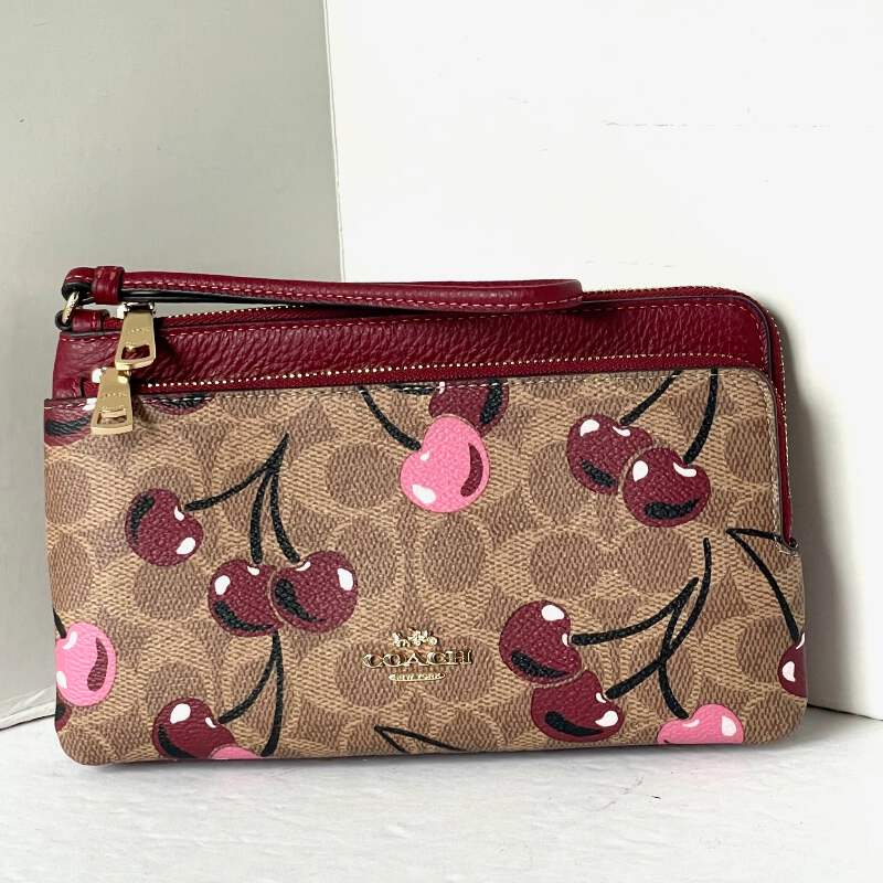 【COACH】さくらんぼプリント*ダブルジップウォレット CZ763 8320.png?width=800&etag=/