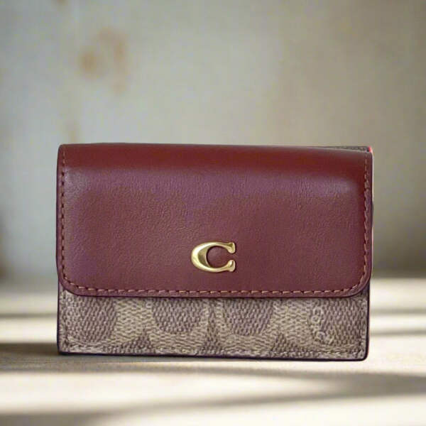 Coach Essential Mini Trifold Wallet Brown Signature Canvas CM438