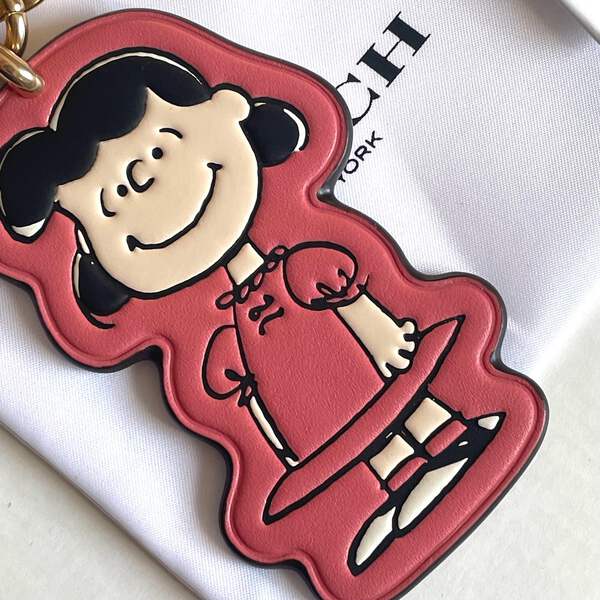 COACH ✕ PEANUTS バッグチャーム スムースレザー ルーシー COACH ✕ PEANUTS バッグチャーム スムースレザー ルーシー