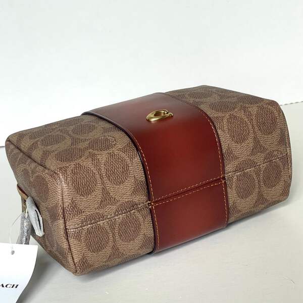 Coach Essential Cosmetic Travel Pouch Brown Leather Canvas Coach Essential Cosmetic Travel Pouch Brown Leather Canvas