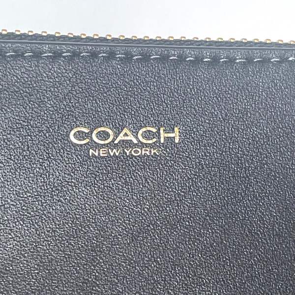 Coach New York Zip Pouch Black Leather Dog Leash Clip Wallet CZ756