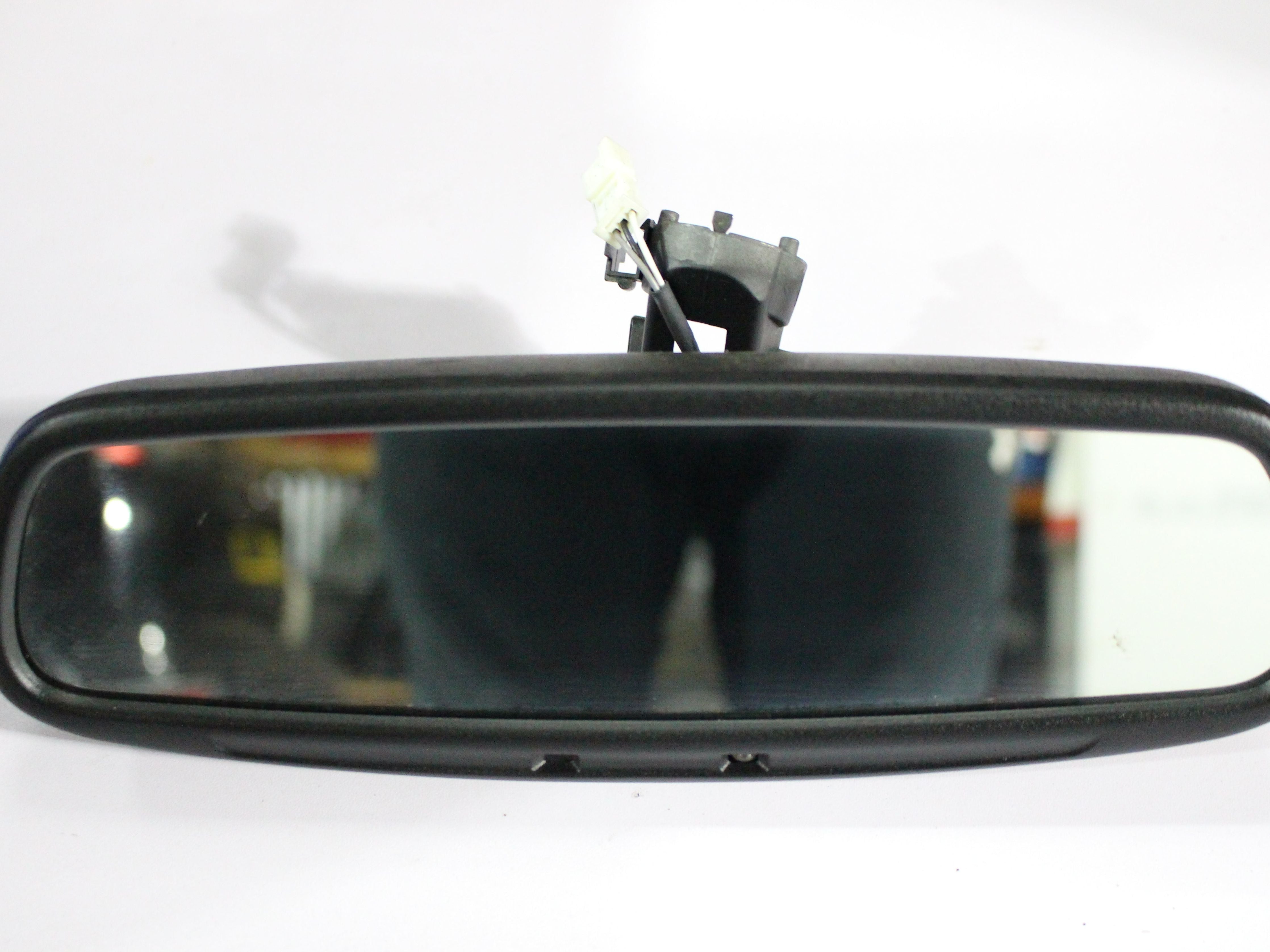 ford focus auto dimming rear view mirror