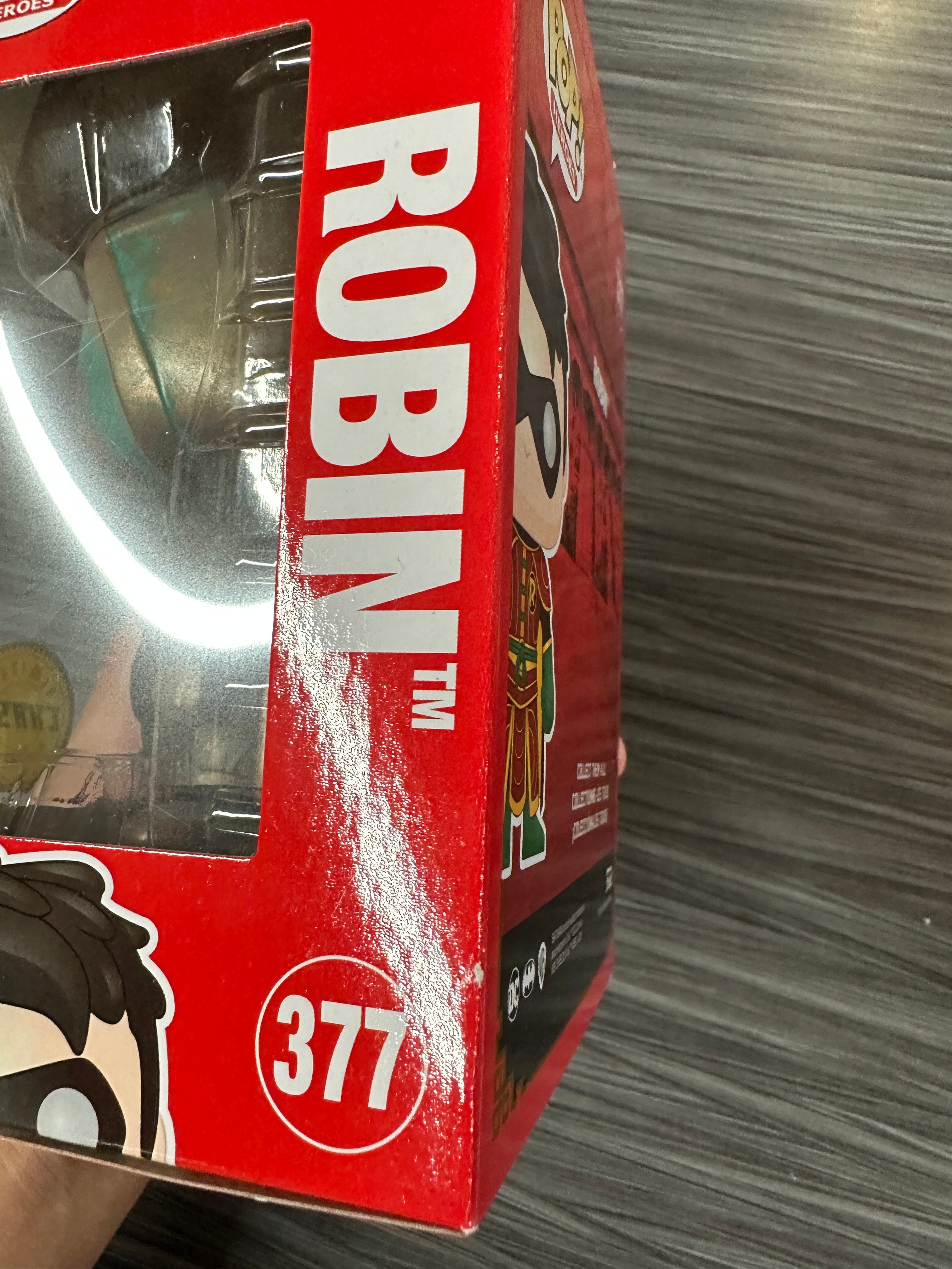 Funko POP! Heores: DC - Robin (CHASE)(2021 Summer Convention