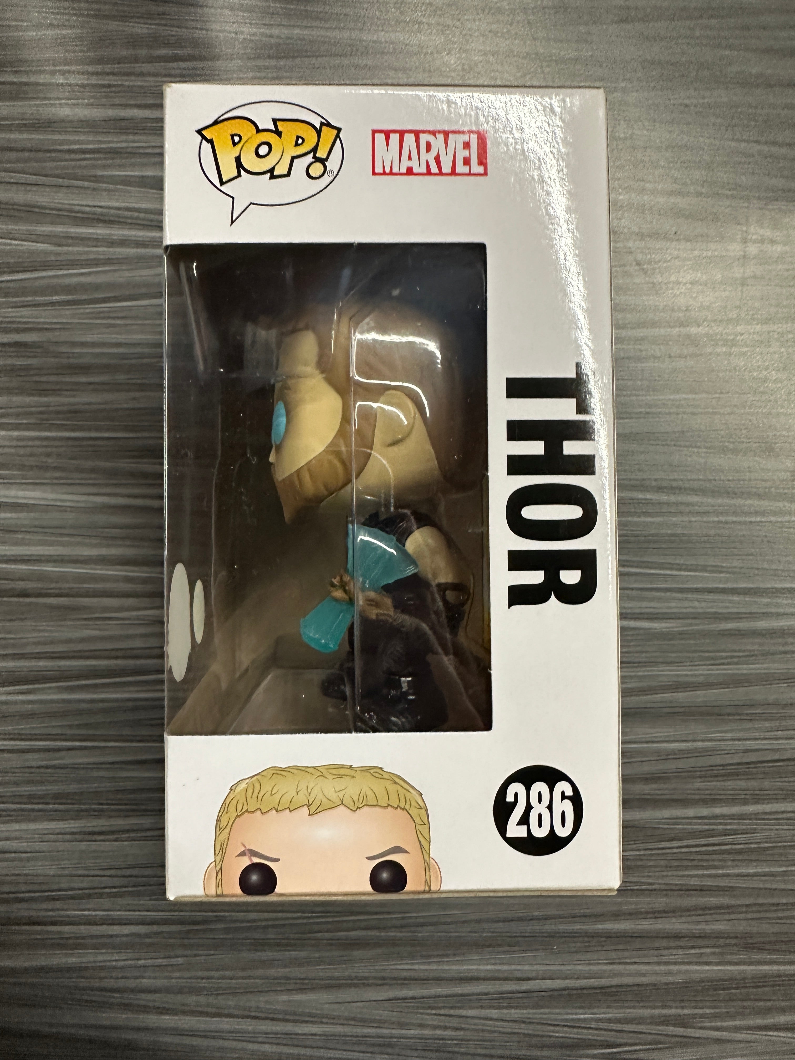 Funko POP! Marvel: Avengers Infinity War - Thor (GiTD)(Asia