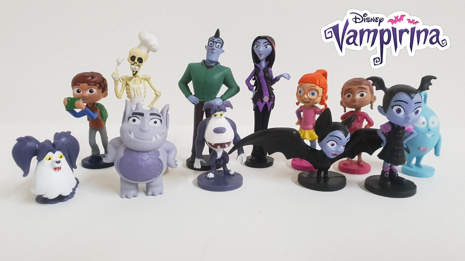 vampirina figures