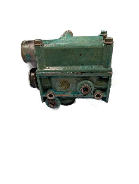 Volvo Penta Diesel OEM KAD42A Thermostat Housing Complete 838705