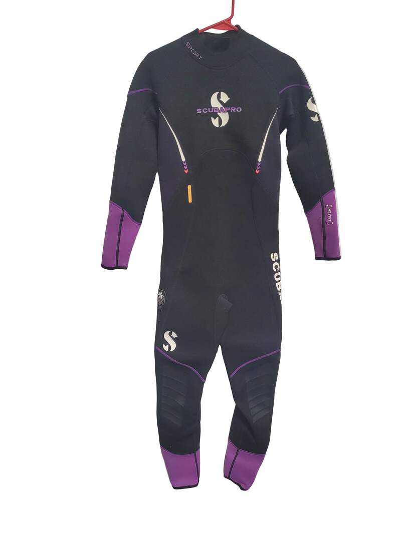 ScubaPro 2.5mm TPF-1 Wetsuit Ladies size 8
