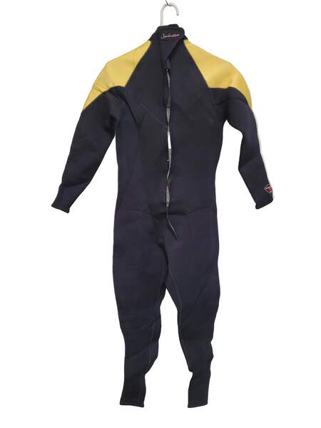 Henderson 3mm Wetsuit size Medium