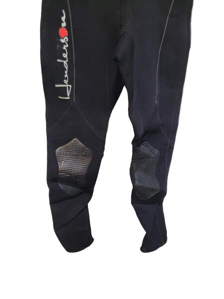 Henderson 3mm Wetsuit size Medium